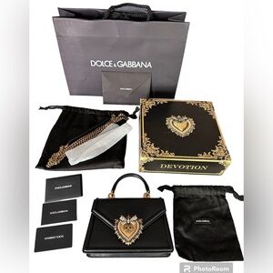 Small smooth calfskin Devotion bag from Dolce&Gabbana - Full Set